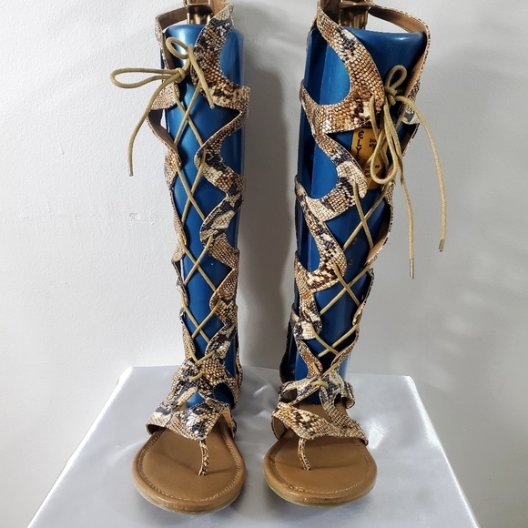 Zabella Rue Knee-High Gladiator Sandal Leather Women’s US Size 7.5 - Picture 4 of 12